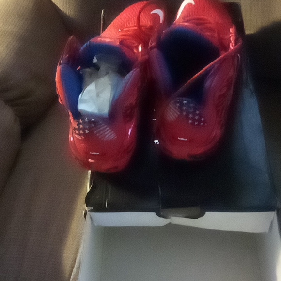 Gym shoes! LeBron James! Gym shoes main image 6